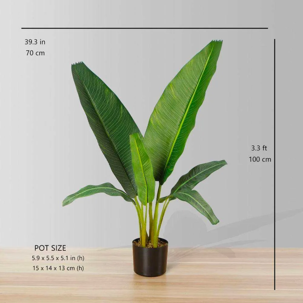 Viajeros artificiales planta en maceta de palmera